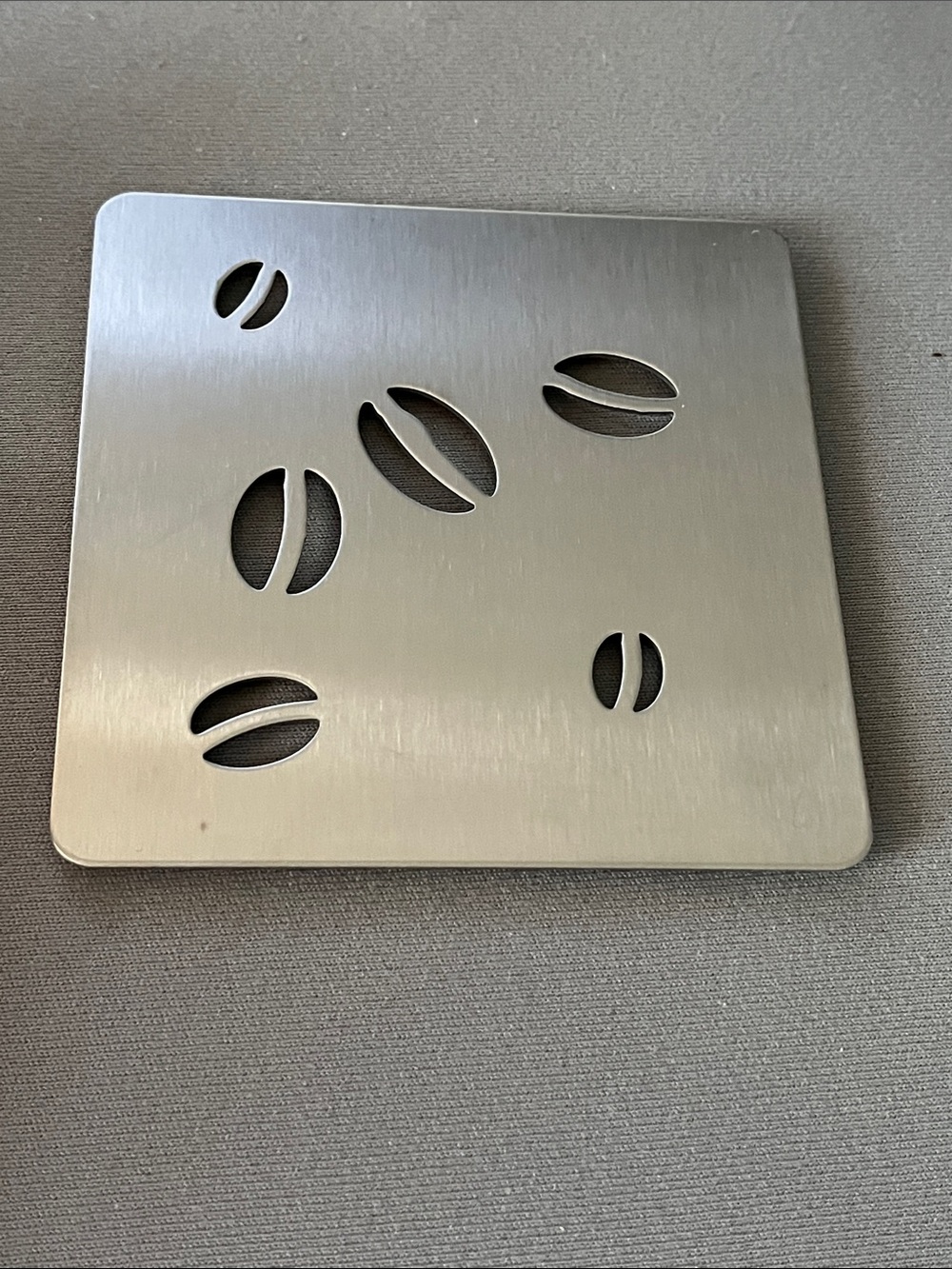 NWOT four stainless metal olive and thyme coasters